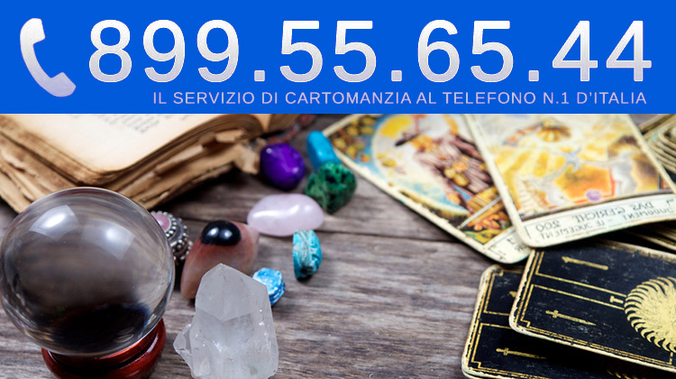 cartomanzia che usa le carte napoletane per i consulti